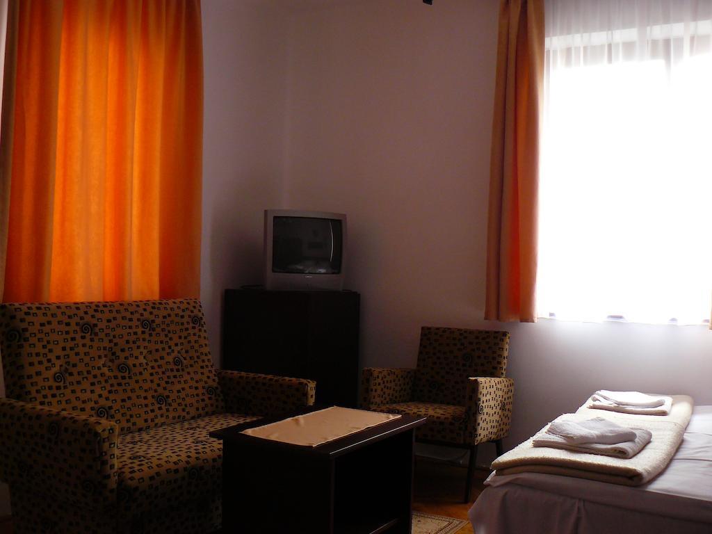 Bed and Breakfast Diana Panzio à Matrafured Chambre photo